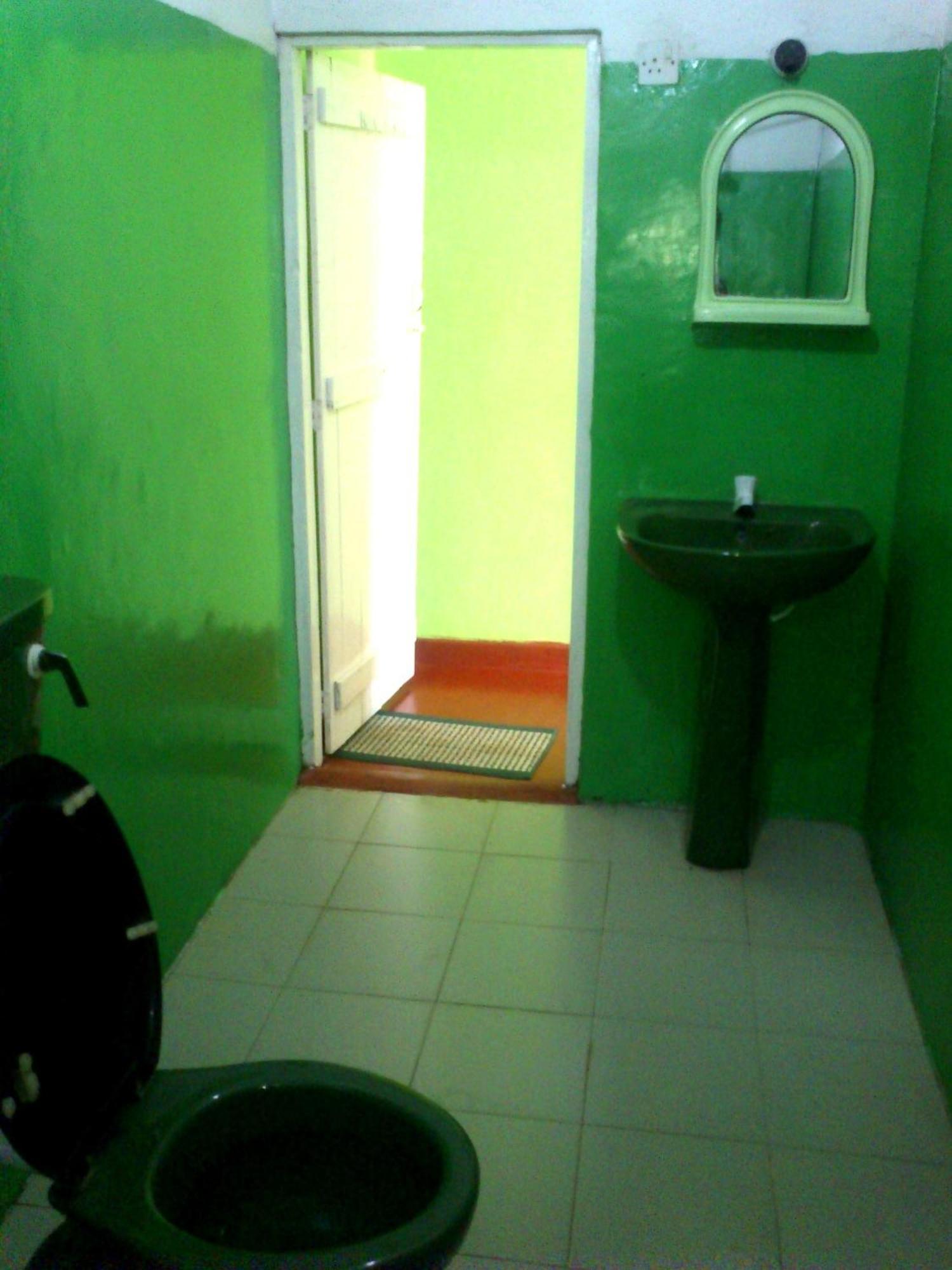 Haniffas Holiday Inn Kandy Quarto foto